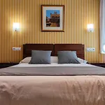 Otel Arcos Catedral