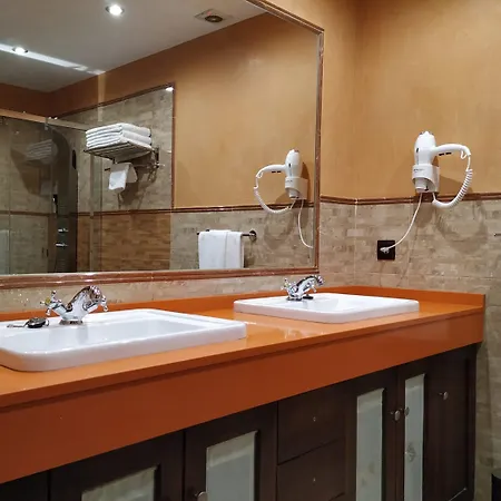 Hotel Arcos Catedral