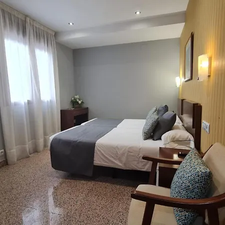 Hotel Arcos Catedral