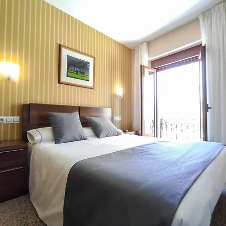 Arcos Catedral Hotel 3*